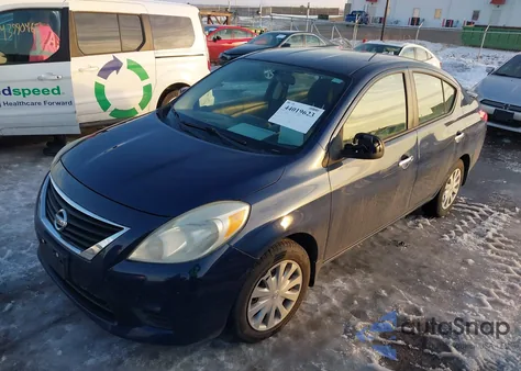 2013 Nissan Versa 1.6 Sv z USA, uszkodzony, nr VIN 3N1CN7AP3DL852177